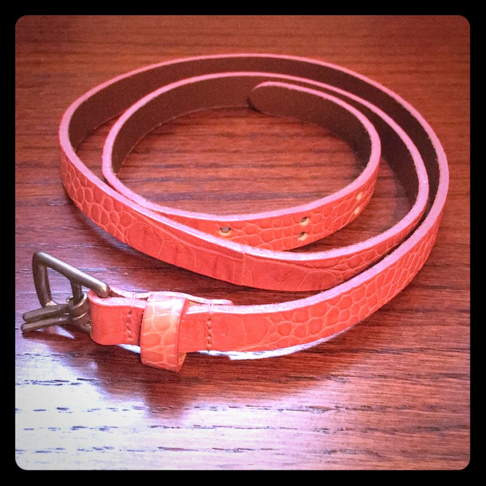 Pink Abercrombie & Fitch belt
